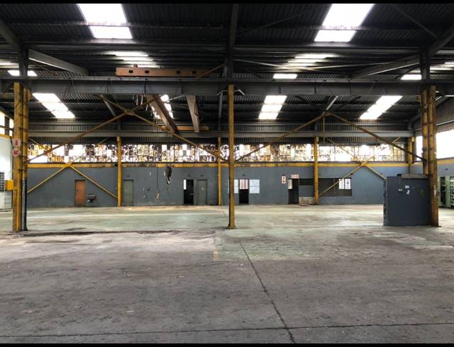 2,200M² WAREHOUSE FOR SALE IN DELVILLE